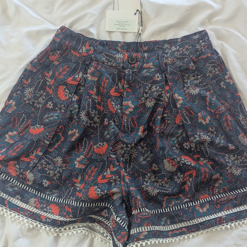 Flowy shorts
